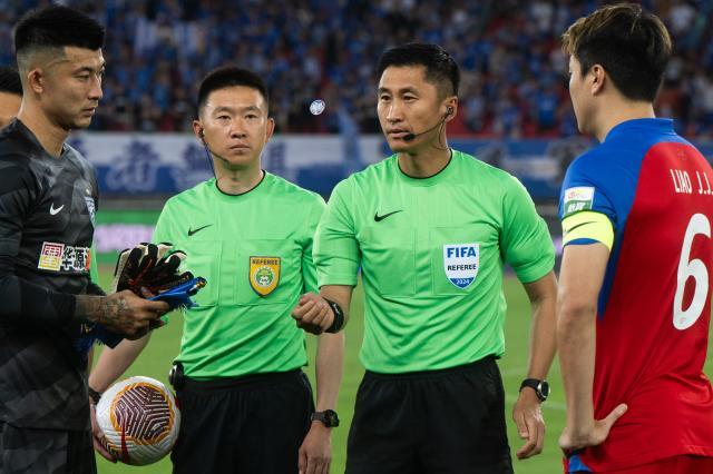 1723619167618004911.jpg (体育)(1)足球——中超:武汉三镇对阵梅州客家XxjpseC007216_20240525_PEPFN0A001.jpg